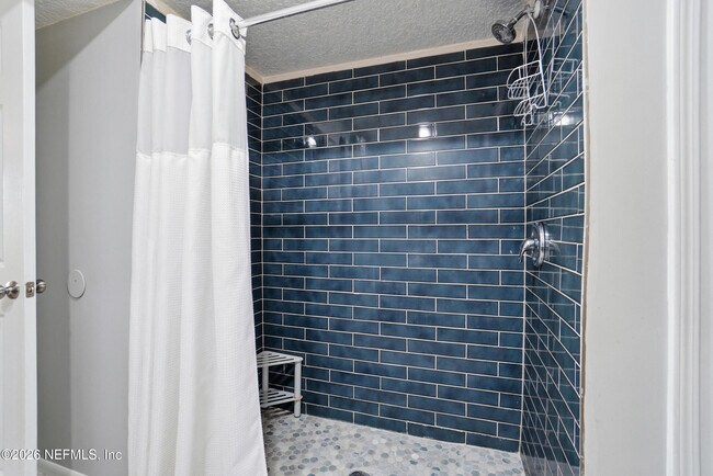 Building Photo - 3419 Islander Way