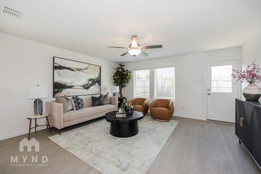 Building Photo - 10136 Dalgreen Cir