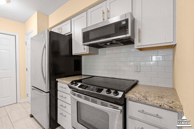 Building Photo - 3505 Colony Crossing Dr
