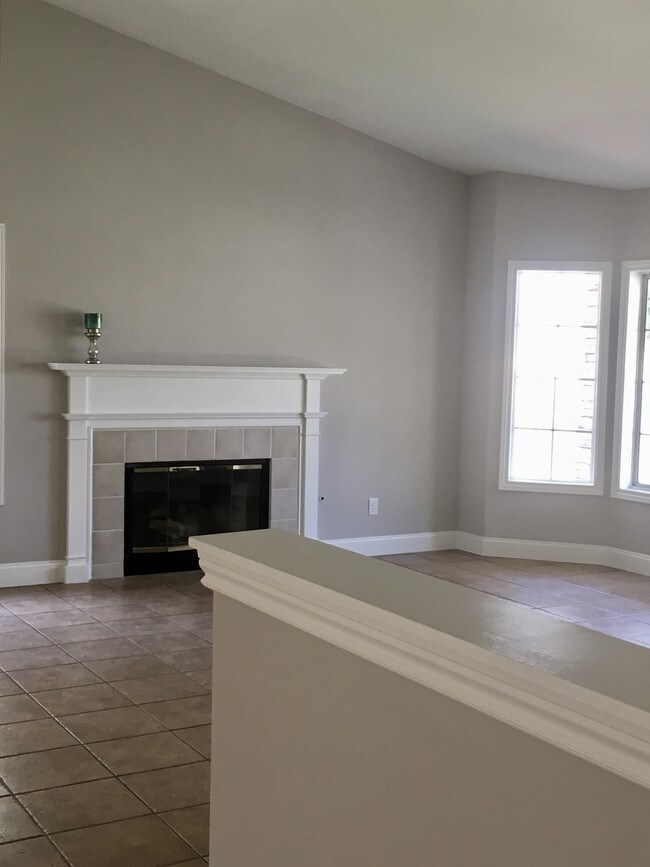 Building Photo - 6240 Gamay Ct