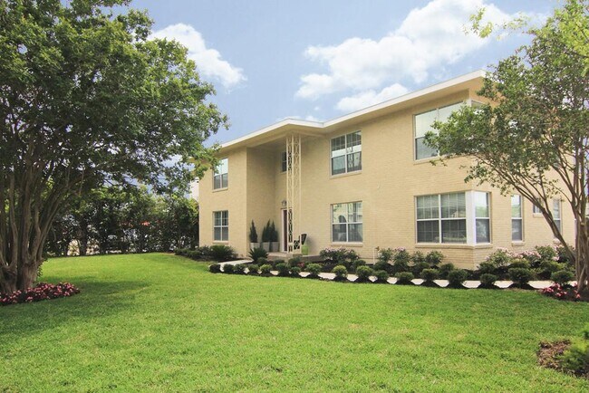 Building Photo - 6832 Bellgreen Dr