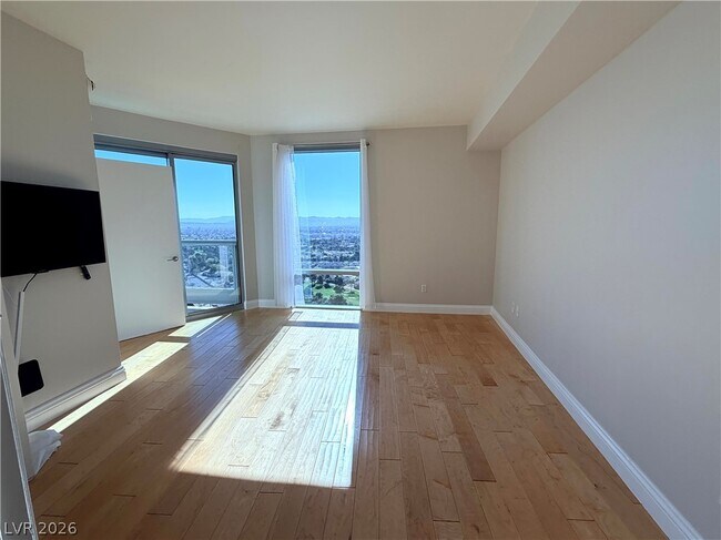 Building Photo - 322 Karen Ave