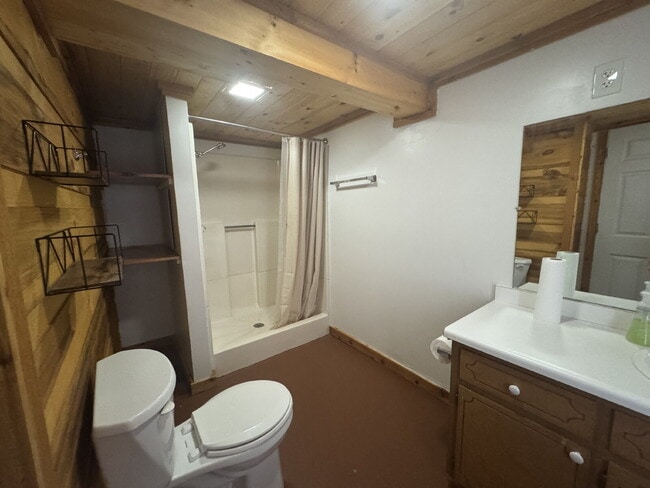 Building Photo - Efficiency 1 Bedroom Apartment in Chicopee Village – Utilities Included!