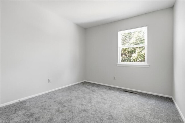 Building Photo - 1261 Clydesdale Ln