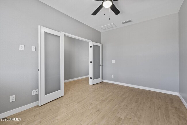 Building Photo - 17350 W Alexandria Way