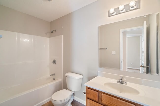 Building Photo - 5117 Cattail Ln