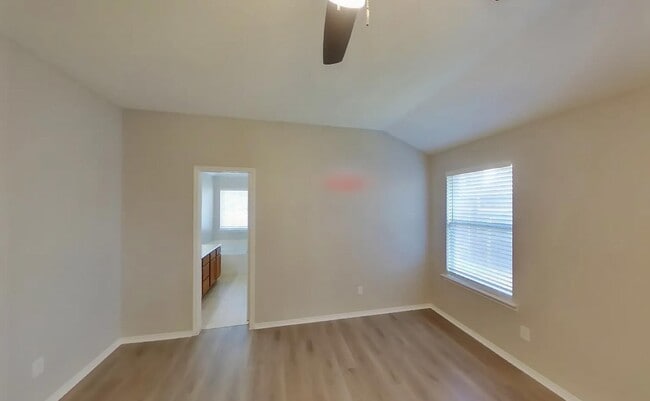 Building Photo - Comfortable Living, Beautiful Spaces — 3-Bedroom Home