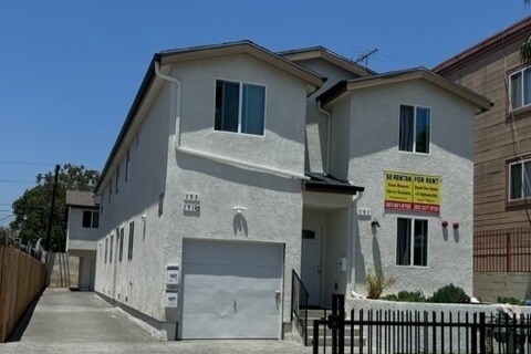 Building Photo - 151, 151 1/2, 153 E 87th Place