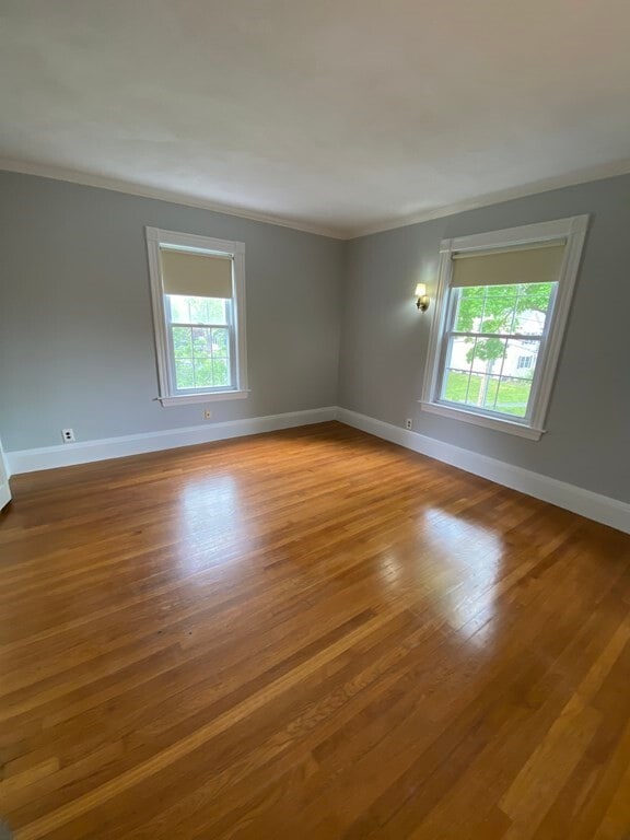 Building Photo - 12 Avon St