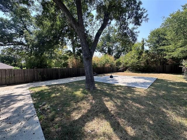 Building Photo - 2903 Carpenter Ave