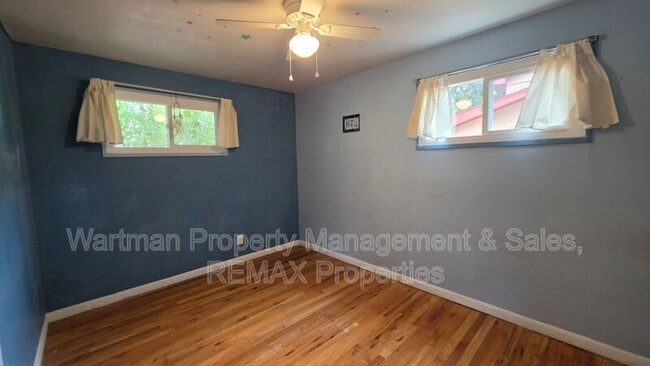 Building Photo - 2524 N Farragut Ave