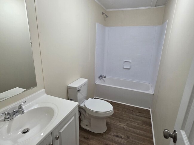 Building Photo - 6308 6th Ave