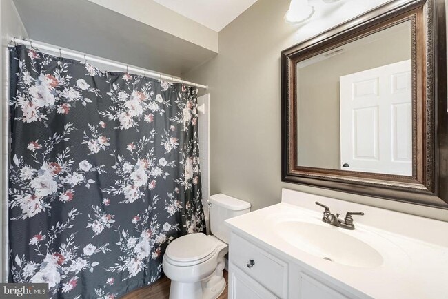 Building Photo - 8091 Lacy Dr