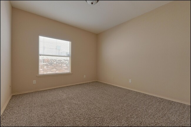 Building Photo - 1435 Cloud Ridge Dr