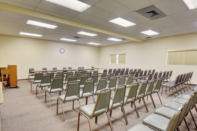 Building Photo - 4049 Wolverton C
