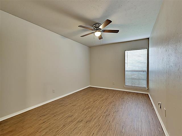 Building Photo - 2821 Carnaby Ln
