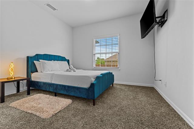 Building Photo - 2305 Hickey Dr