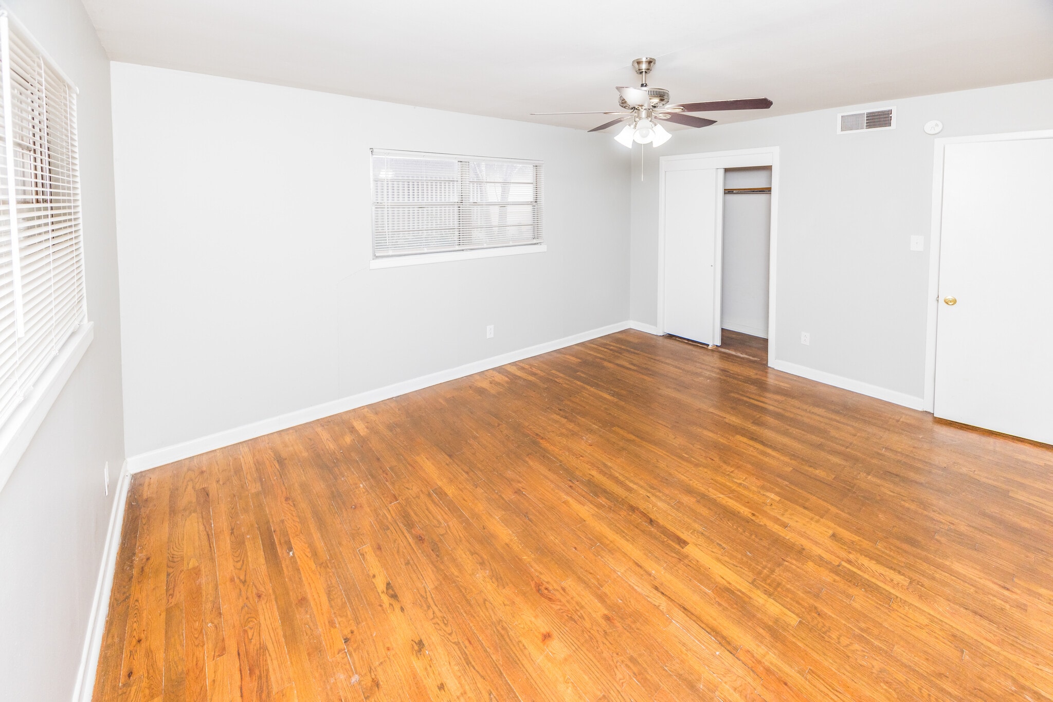 Building Photo - 3705 42nd St