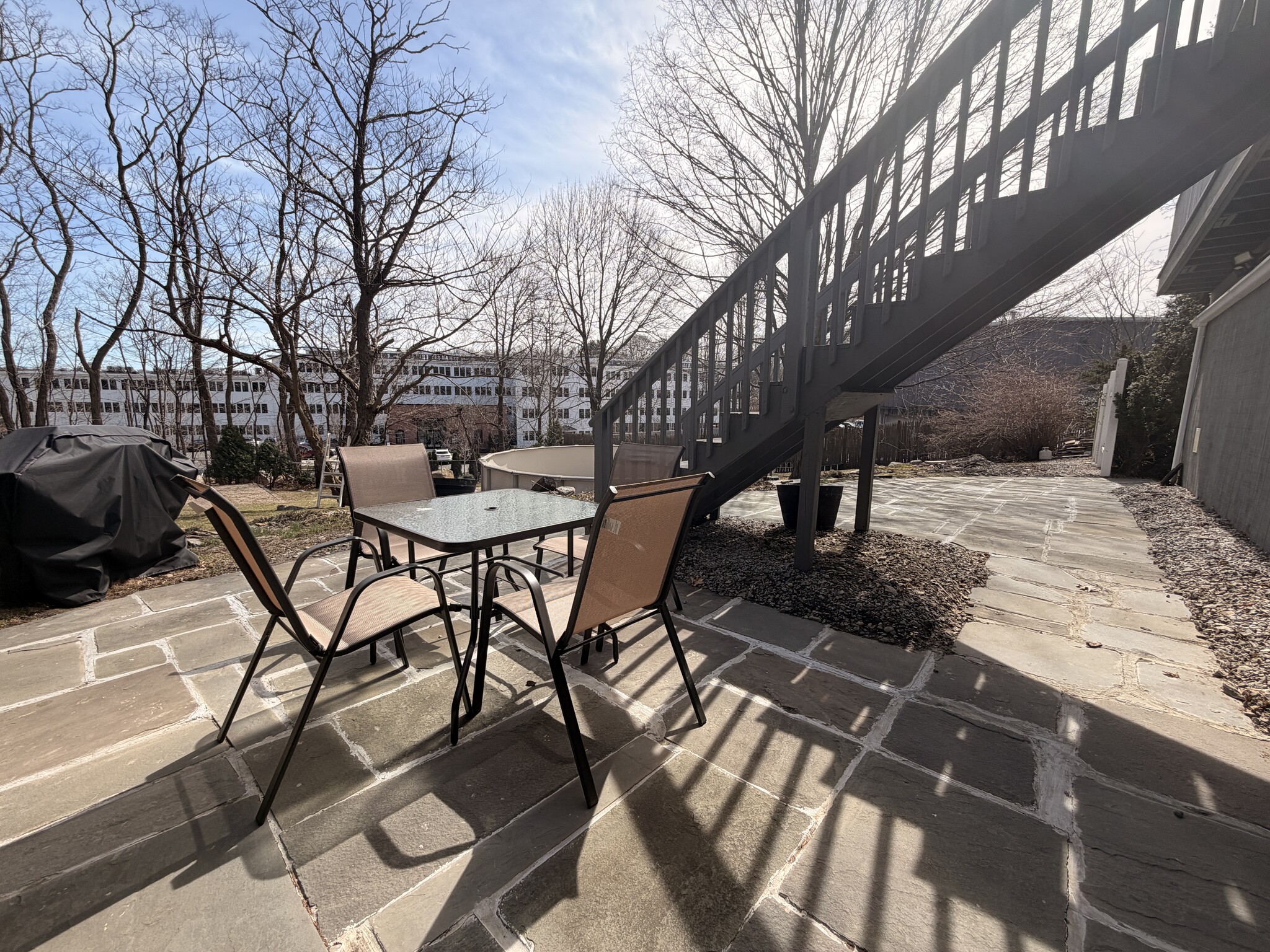 Building Photo - 532 East St