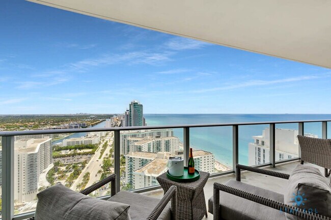 Building Photo - 4111 S Ocean Dr