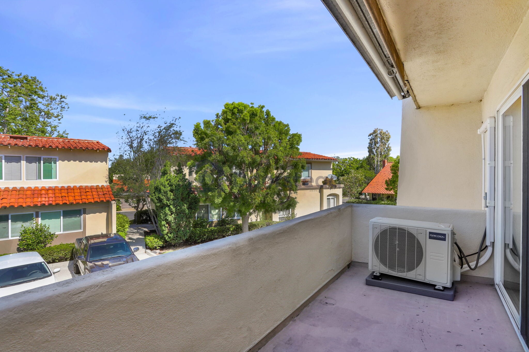 Building Photo - 2317 Eastbluff Dr