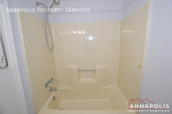 Building Photo - 558 Melissa Ct