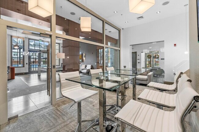 Building Photo - 302 Constitution Ave