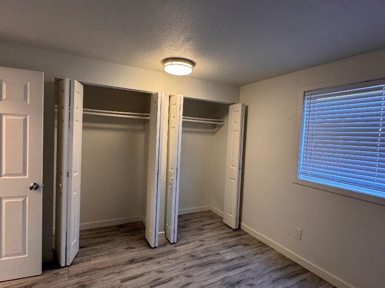 Building Photo - 13731 32nd Ave NE