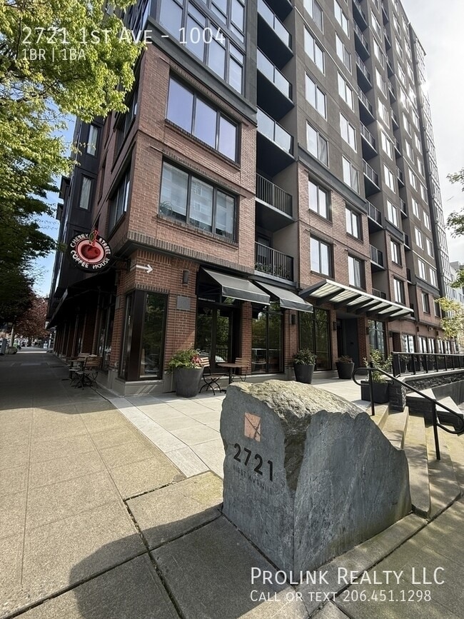 Building Photo - 2721 1st Ave