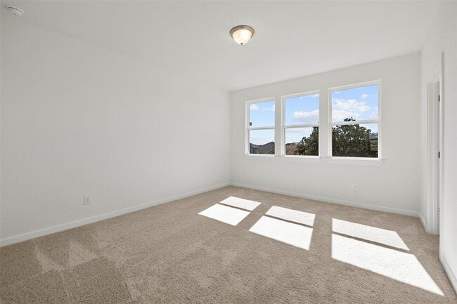 Building Photo - 176 Alicante Ln