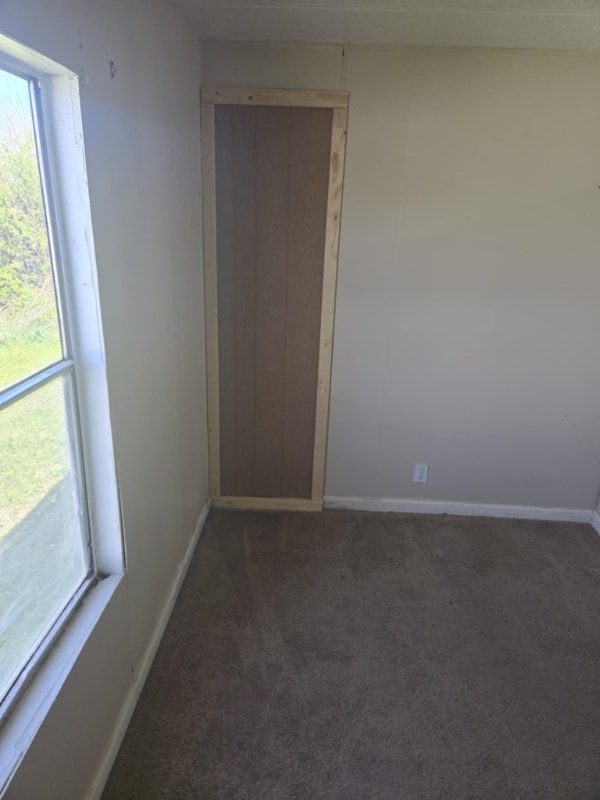 Building Photo - 114 Hemlock Dr