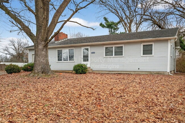 Building Photo - 12070 Garden Ln