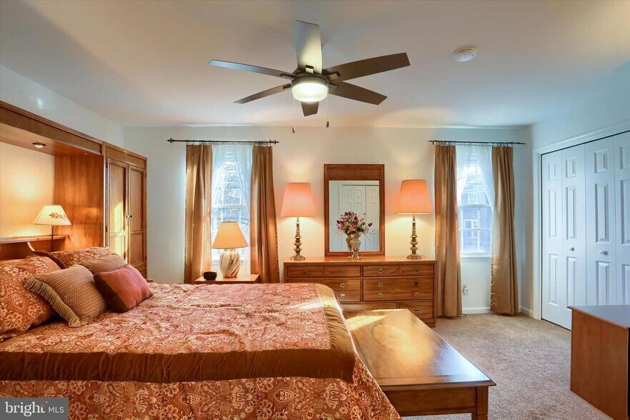 Building Photo - 401 Chambers Ridge