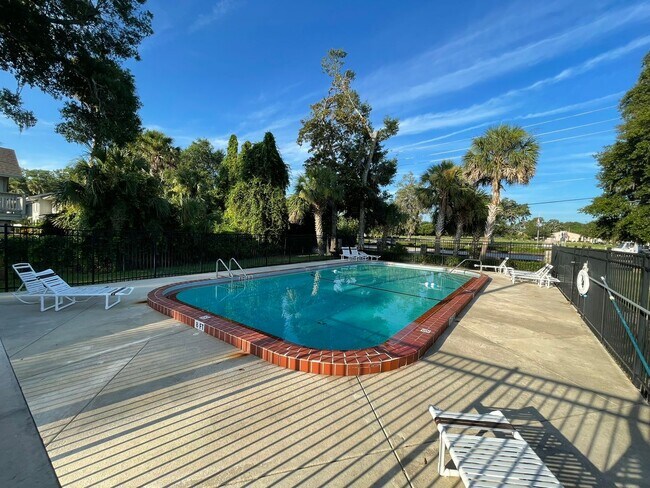 Building Photo - Townhome in Ormond Beach