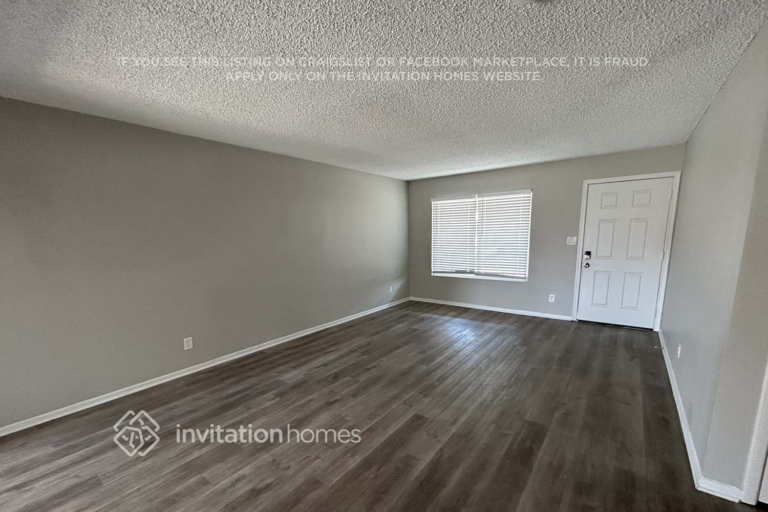 Building Photo - 5433 W Altadena Ave