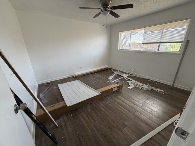 Building Photo - 3020 Lourdes St