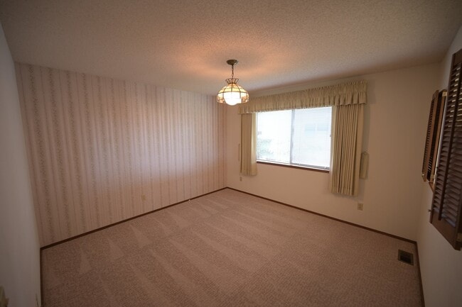 Building Photo - 2+ bed 2 bath condo in Sunland, Sequim