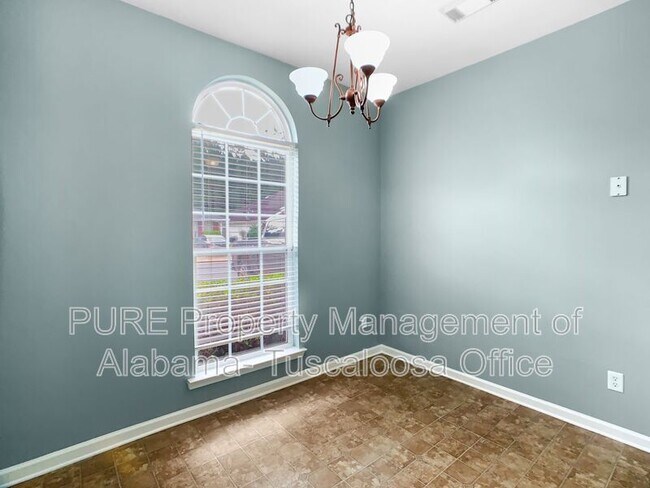 Building Photo - 6312 Covington Villas Dr