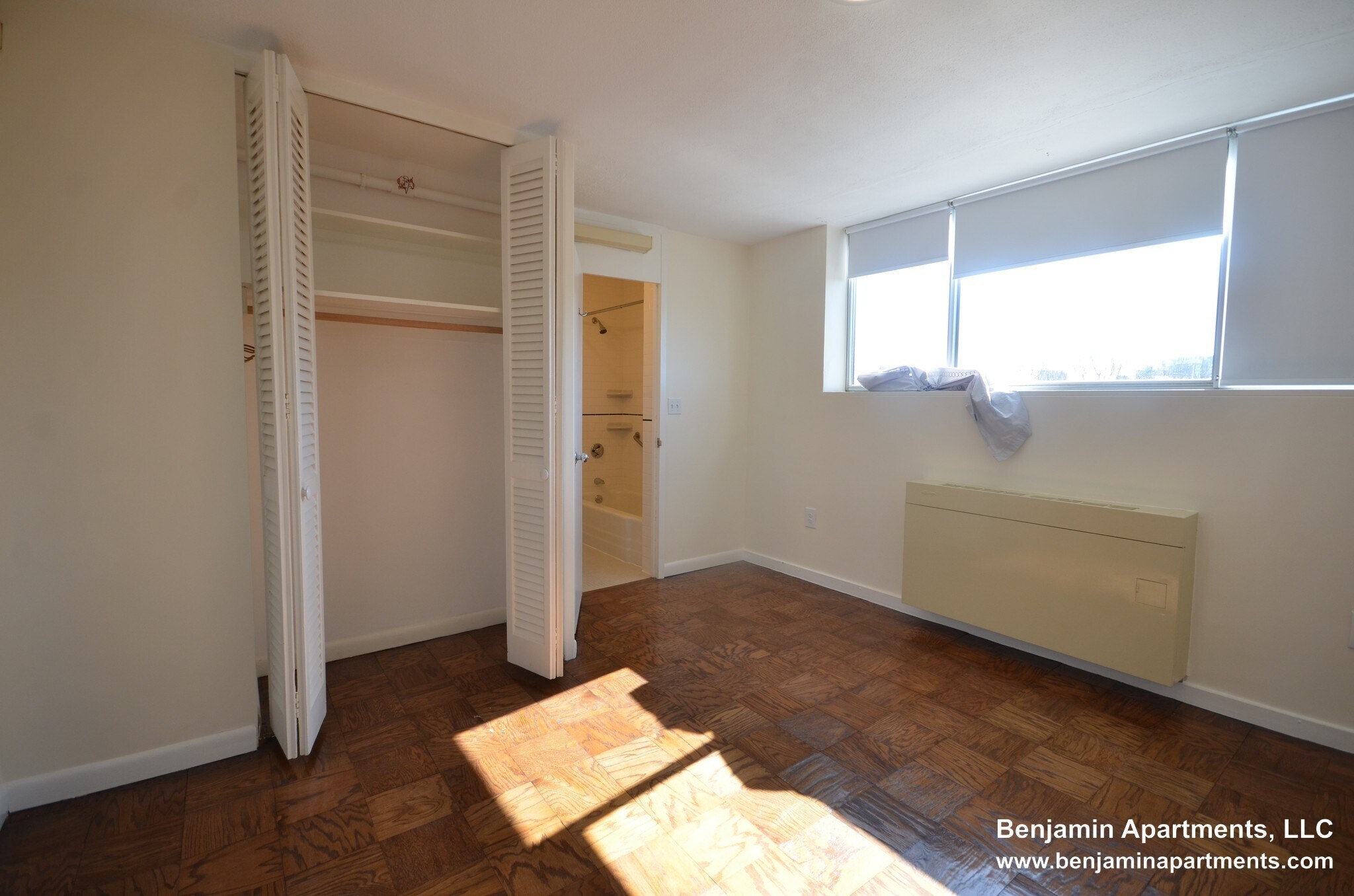 Building Photo - 77 Monmouth St