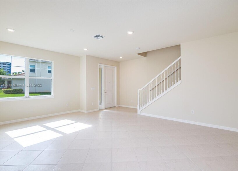 Building Photo - 3932 Long Leaf Ln