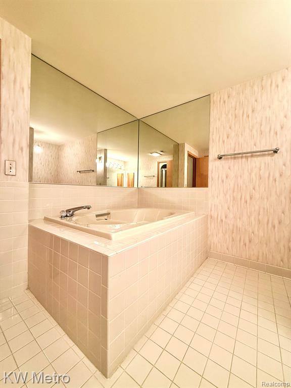 Building Photo - 969 GreenView Ct