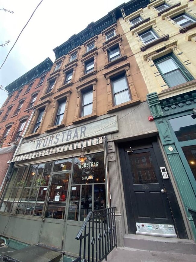 Building Photo - 516 Jersey Ave