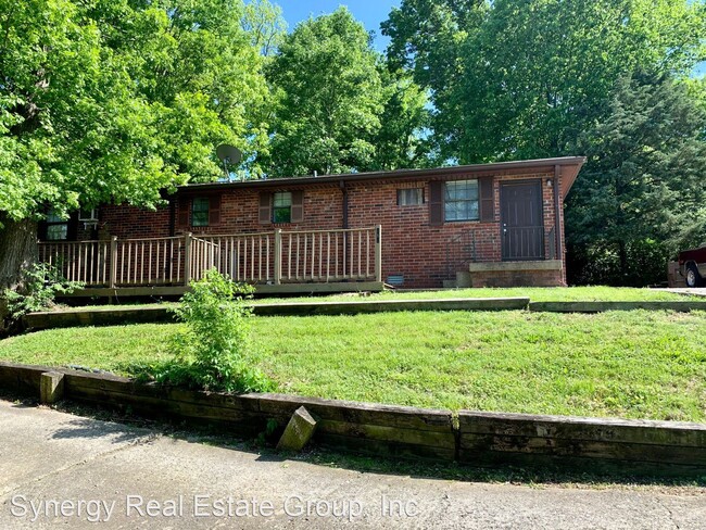 Primary Photo - 2 br, 1 bath House - 411 Cedarvalley Drive