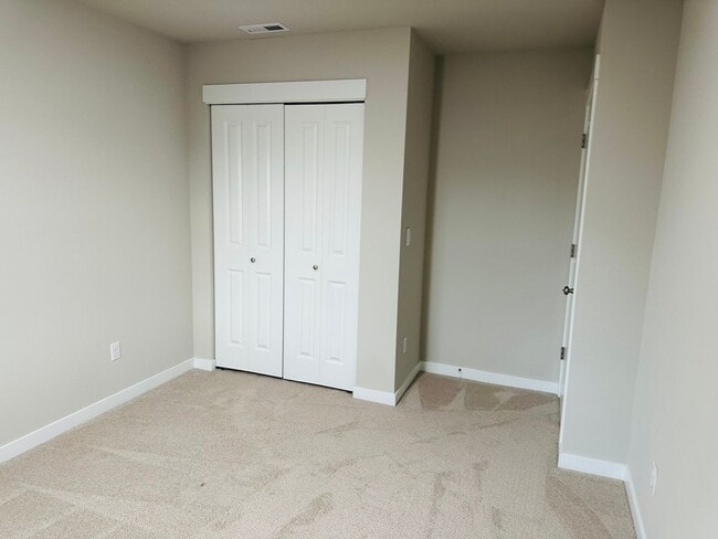 Building Photo - SHORT TERM LEASE OFFER - Newer 3-Story 3 Bedroom DR Horton Home in Lake Stickney/Everett -