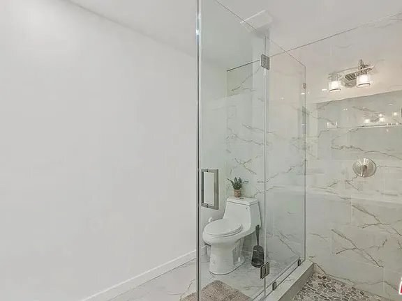 Building Photo - 4710 Park Granada