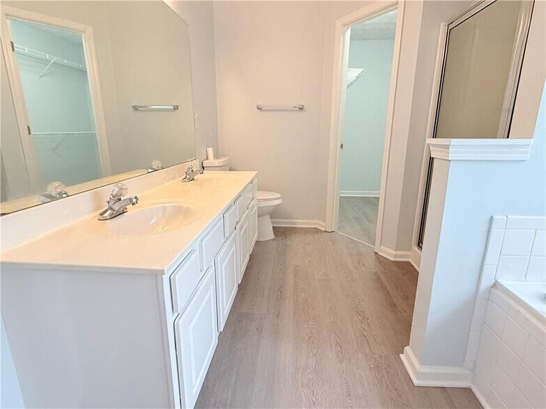 Building Photo - 3058 Arden Ridge Terrace