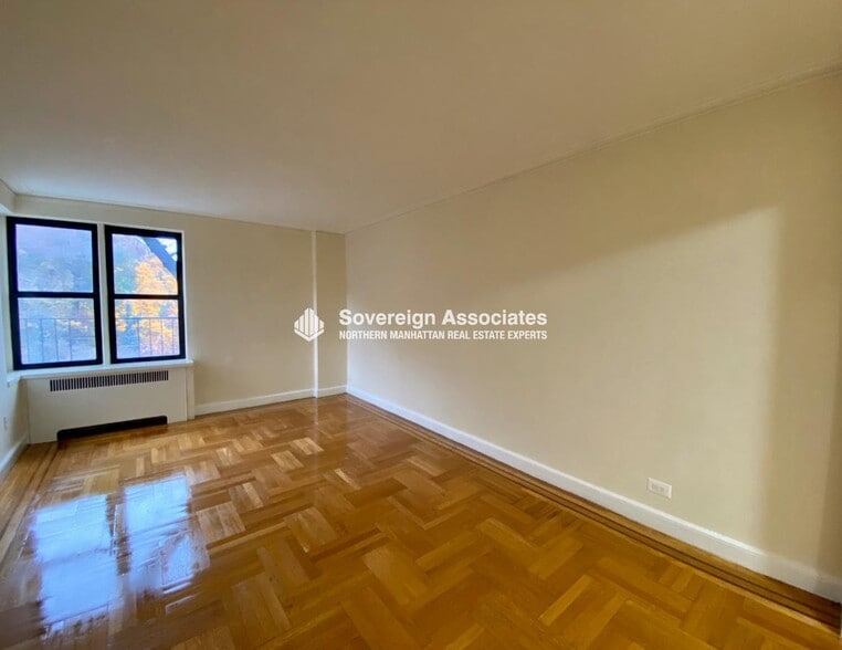 Building Photo - 100 Arden St