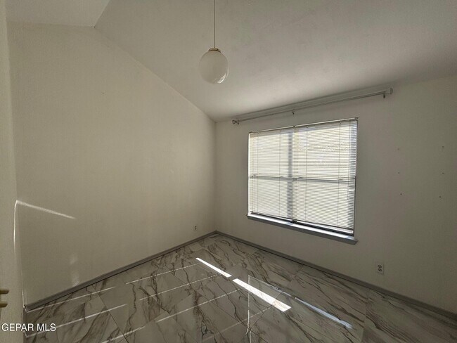 Building Photo - 1101 Will Rand Dr
