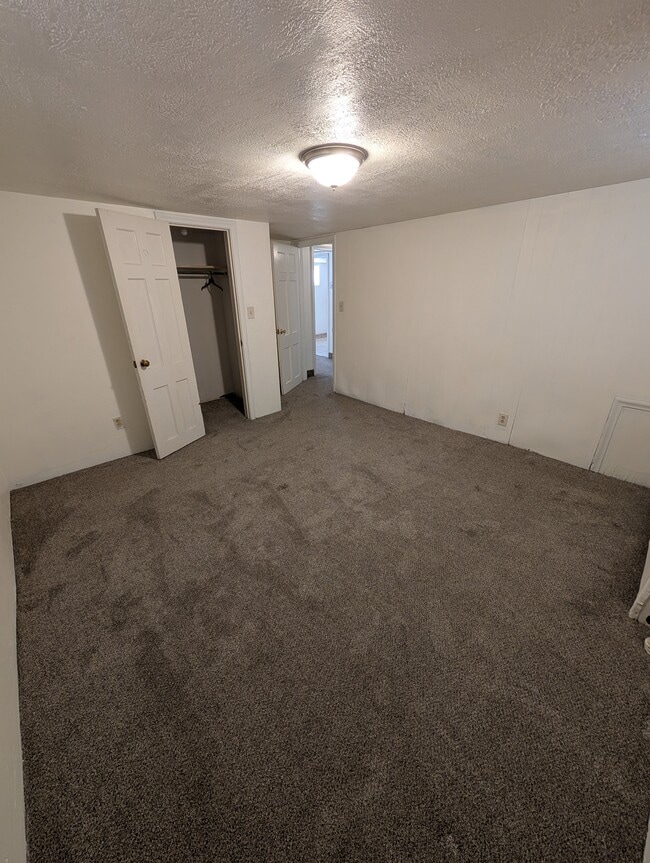 Building Photo - 129 N 100 E