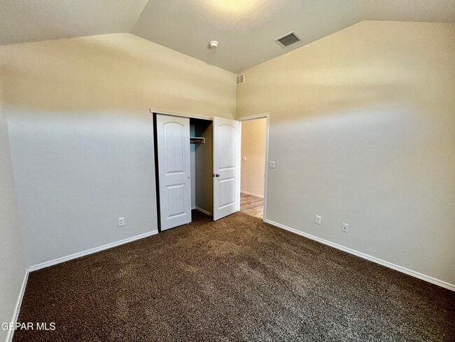 Building Photo - 1020 Indigo Sky St